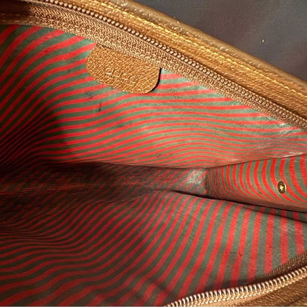 Gucci purse - Picture 3 of 5